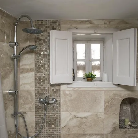 16thcentury شقة باروس